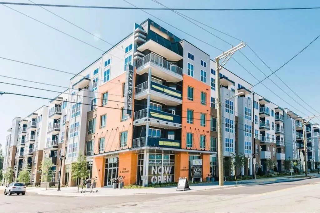 Upscale 1 Bedroom Apartment In Noda District-1