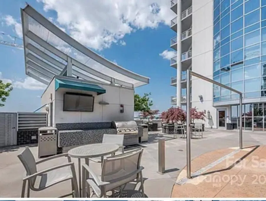 The Sky Lounge-1