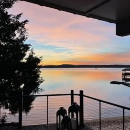Private Beach On Lake Wylie: Swim, Fish, & Boat!-3